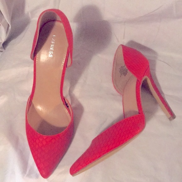 Express High Heel Shoes pattern size 9 - Picture 2 of 12